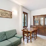 Alassio Holiday Апартаменты *